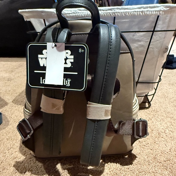 Loungefly Rey Mini Backpack NWT - Picture 3 of 4